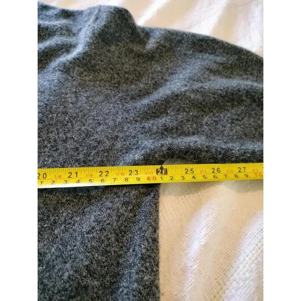 Lux Cashmere Men’s V-Neck Sweater Large 100%‎ Pure Cashmere Charcoal Gray Soft